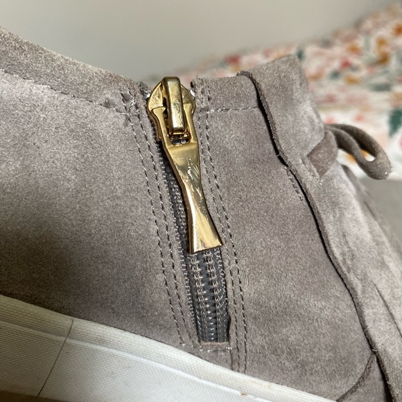 GUC Kate Spade ♠️ Suede Fringe Shoes - Picture 6 of 8